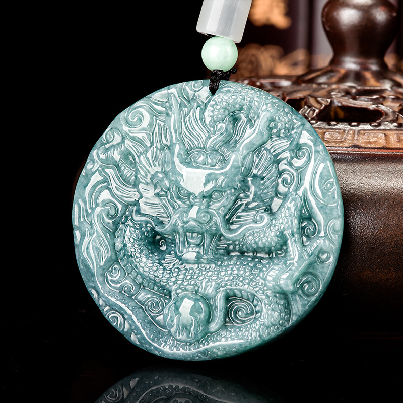 Burmese Jadeite Dragon Pendant - Vintage Fashion Necklace recension och pris