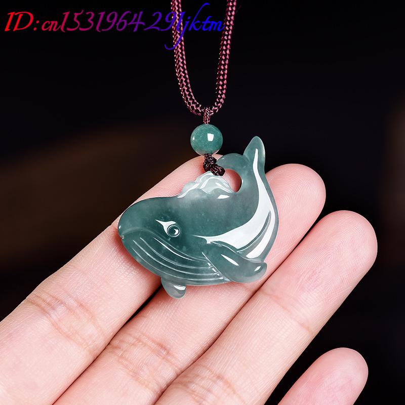 Natural Burmese Jadeite Whale  - Vintage Fashion Necklace recension och pris