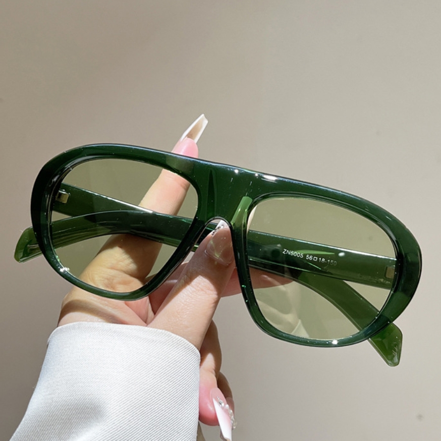 New Oversized Pilot Sunglasses - Vintage Fashion Images recension och pris