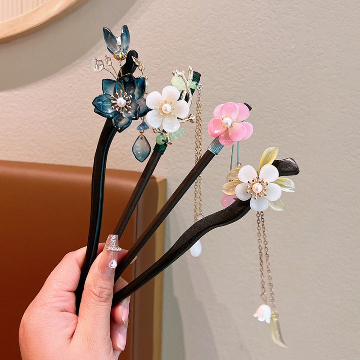 Exquisite Flower Tassel Wooden - Vintage Fashion Ai recension och pris