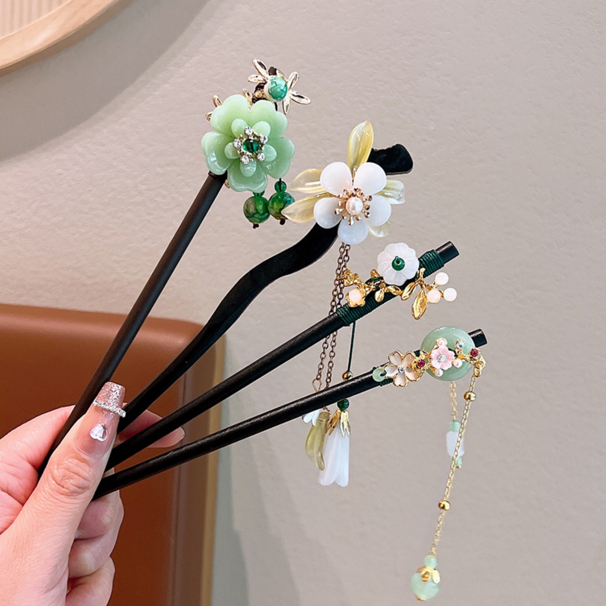 Exquisite Flower Tassel Wooden - Vintage Fashion Ai recension och pris